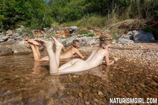 Full leaked Naturism girl private onlyfans photo