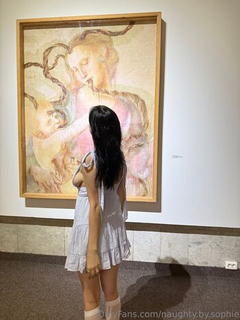 naughty.by.sophie