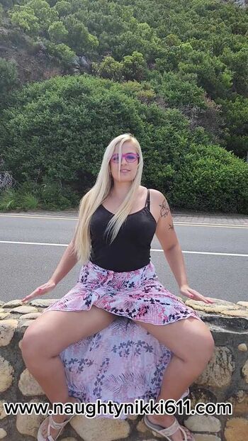 Naughtynikki611