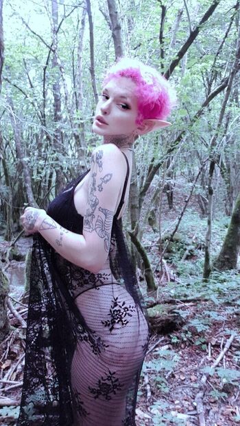 Full leaked Nausicaarondina page private onlyfans photo