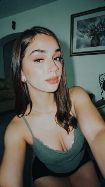 Full leaked Navisss private onlyfans photo
