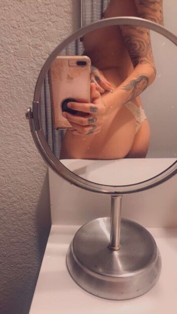 Full leaked Naynaythedancer private onlyfans photo