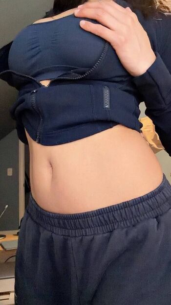 Full leaked Neeko private onlyfans photo