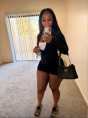 Full leaked Neenah brown private onlyfans photo