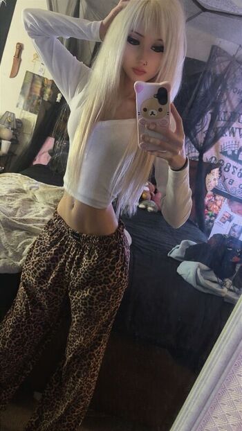 Full leaked Nekoblunts private onlyfans photo