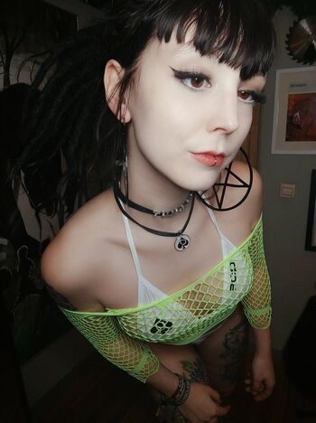 nekro_slut666