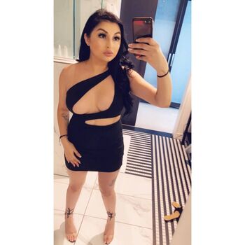 Full leaked Nennaalove private onlyfans photo