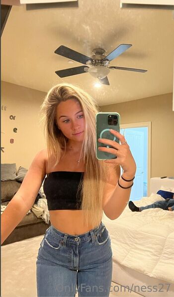 Full leaked Ness private onlyfans photo