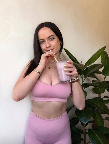 Full leaked Niamh cryan page private onlyfans photo