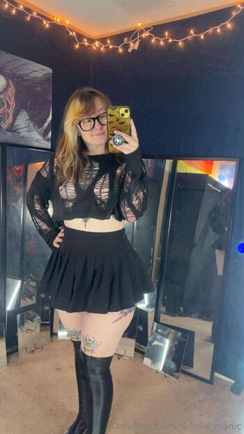 nichole_manic