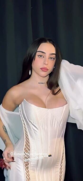 Full leaked Nicki nicole private onlyfans photo