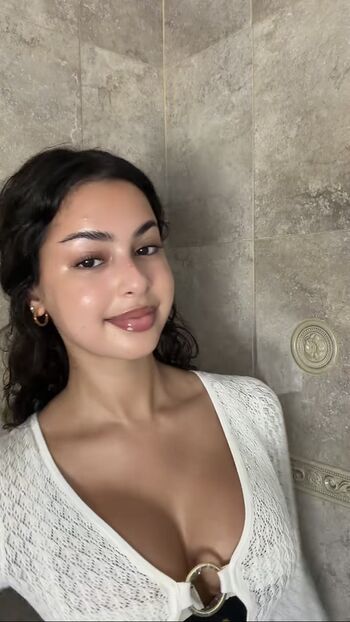Full leaked Nickimariiee private onlyfans photo