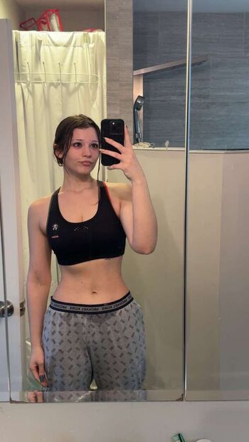 Full leaked Nikki woods private onlyfans photo