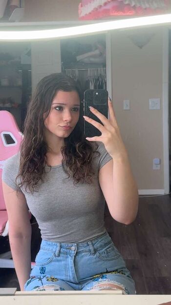 Full leaked Nikki woods private onlyfans photo