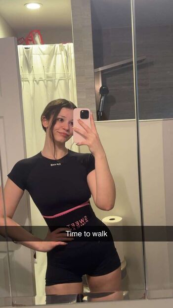 Full leaked Nikki woods private onlyfans photo