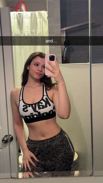 Full leaked Nikki woods private onlyfans photo