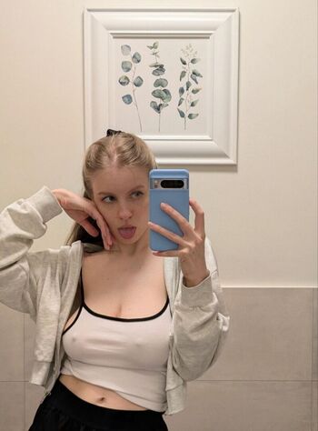 Full leaked Nikkidreams private onlyfans photo