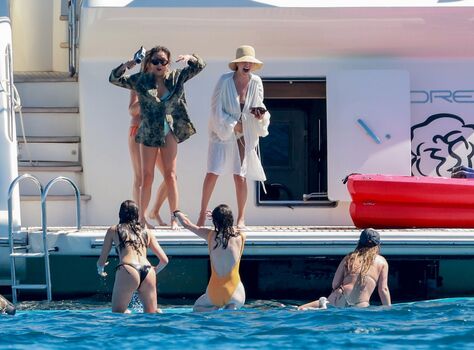 Full leaked Nina dobrev private onlyfans photo