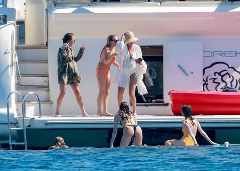 Full leaked Nina dobrev private onlyfans photo