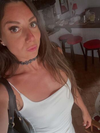 Full leaked Ninamissfit model private onlyfans photo