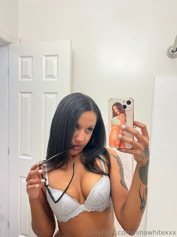 ninawhitexxx