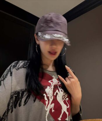 Full leaked Ningning aespa page private onlyfans photo