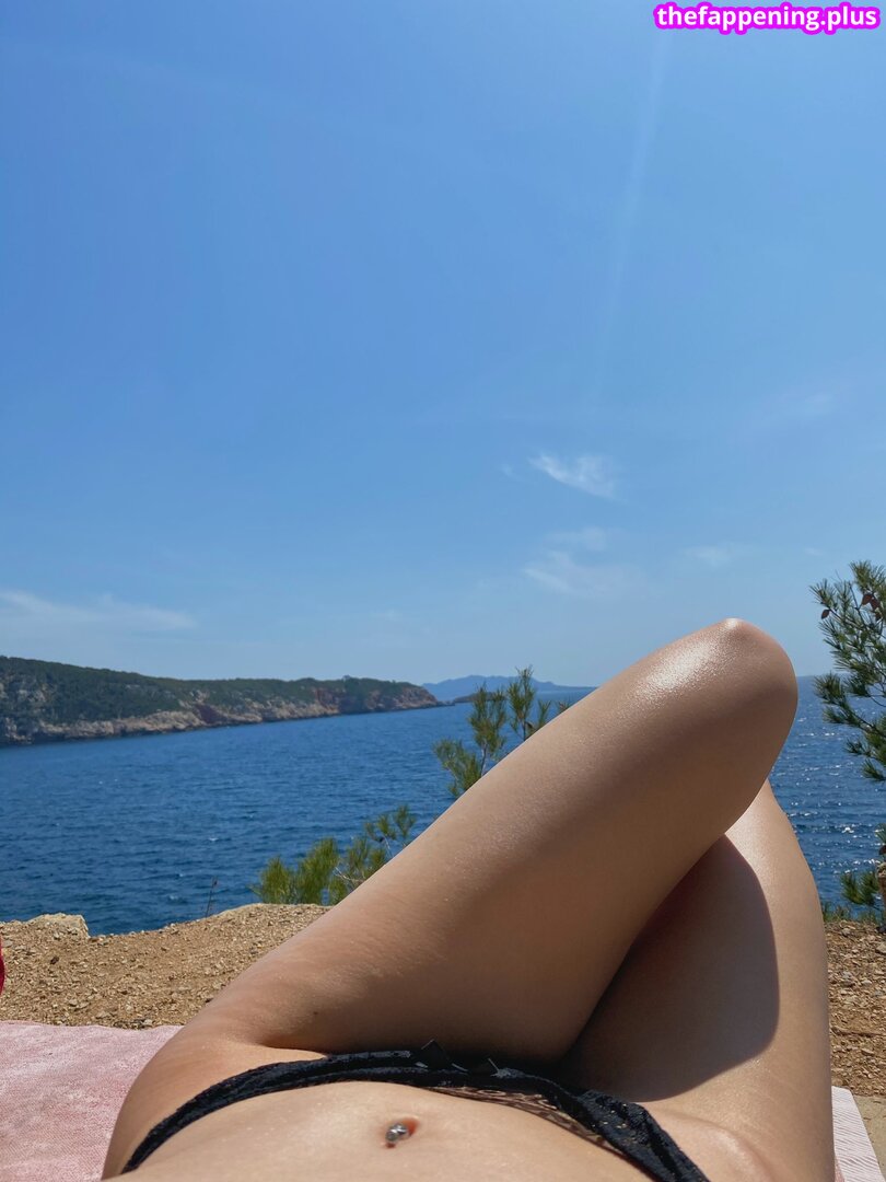 Nnaholia Çıplak OnlyFans Fotoğrafı #11
