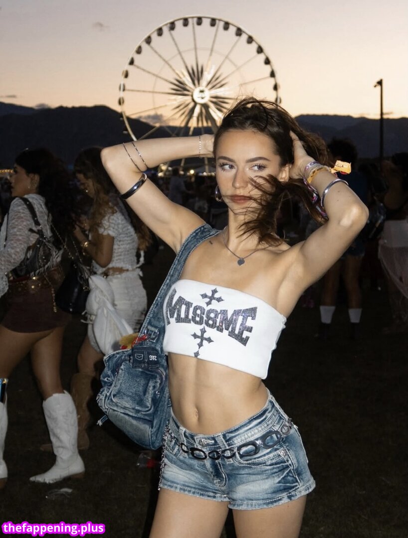 Katelyn Elizabeth / katelynelizabeth / nnayetakk Photo OnlyFans Nu #1345