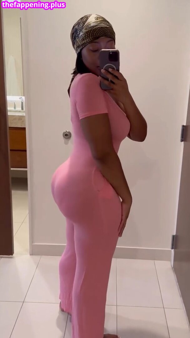 Nneka / https: / whoisnneka Nude OnlyFans Photo #74