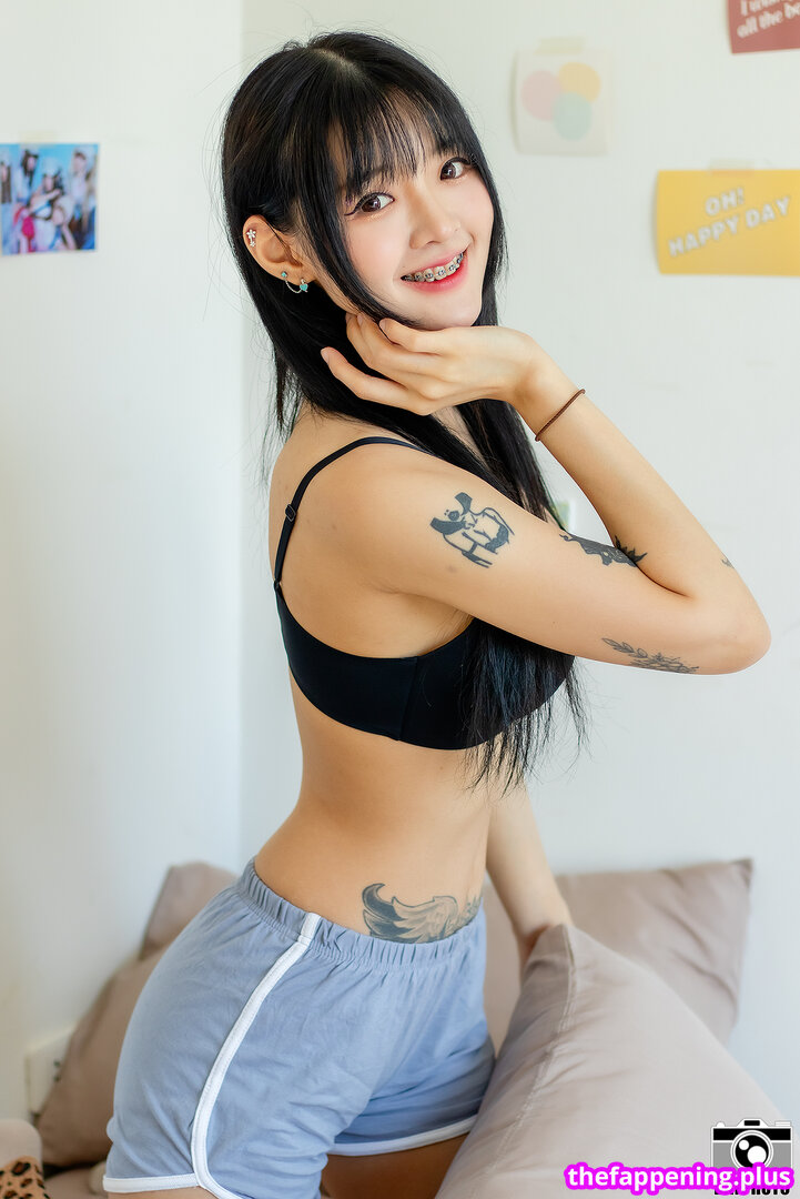 https: / nnewys Naakte OnlyFans Foto #18
