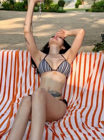 Full leaked Nnewys private onlyfans photo