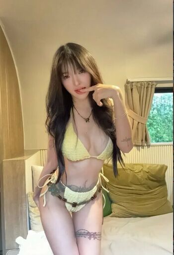 Full leaked Nnewys private onlyfans photo