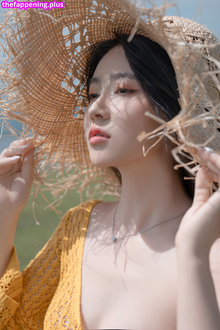 nianlin / nnian_ / nnian_011 누드 OnlyFans 사진 #781