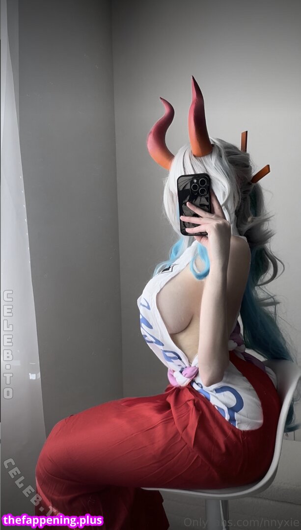 https: / kltt3y / nnyxie Nahá OnlyFans fotografie #15