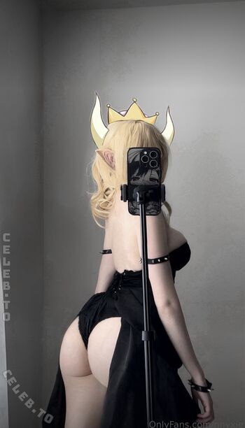 Full leaked Nnyxie private onlyfans photo