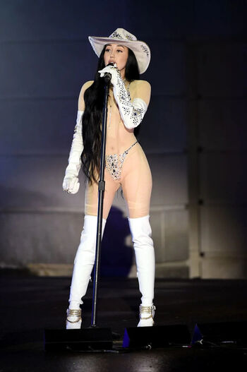 Full leaked Noah cyrus page private onlyfans photo