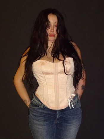 Full leaked Noah cyrus page private onlyfans photo