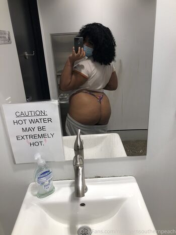 Full leaked Northernsouthernpeach private onlyfans photo