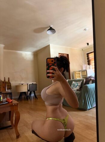 Full leaked Noshkaneokyla private onlyfans photo
