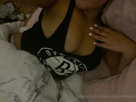 Full leaked Notanotherwhitegirl private onlyfans photo