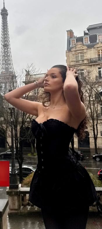 Full leaked Nour ardakani page private onlyfans photo