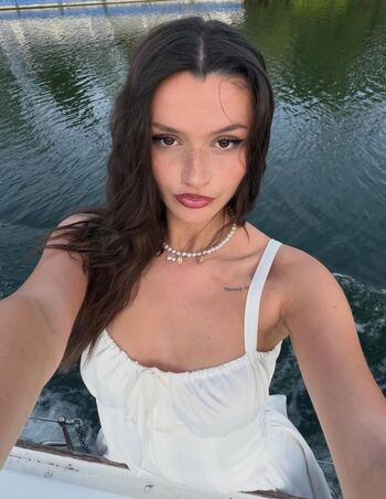 Full leaked Nour ardakani private onlyfans photo