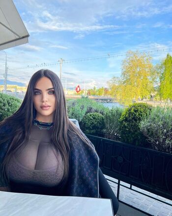Full leaked Noure sahli private onlyfans photo