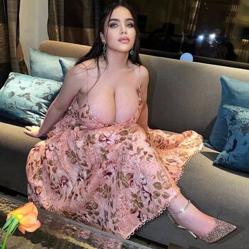 Full leaked Noure sahli private onlyfans photo