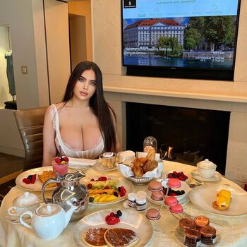 Full leaked Noure sahli private onlyfans photo