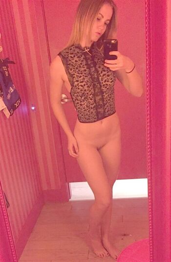 Full leaked Nudes celebrities private onlyfans photo