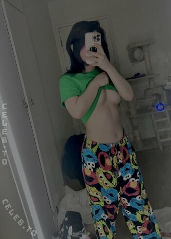 Full leaked Nweeki private onlyfans photo