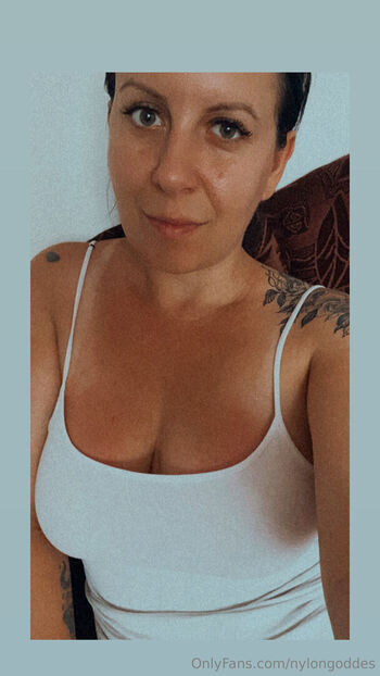 Full leaked Nylongoddes private onlyfans photo