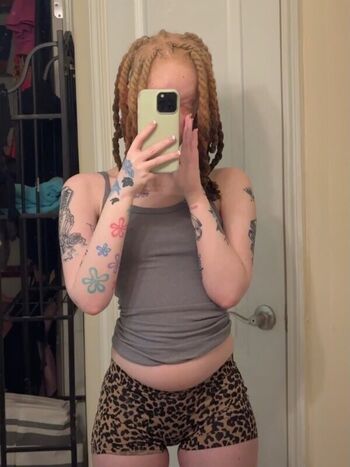 Full leaked Officialshayydee private onlyfans photo