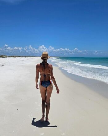 Full leaked Officialtriciahelfer private onlyfans photo